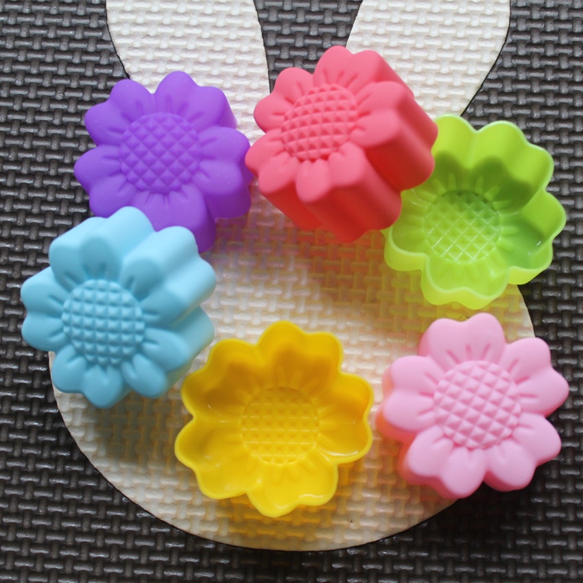 6 Pcs Set Non-Stick Flower Des - огляд і ціна Soap Making Party